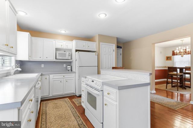 9 SYCAMORE DR, Reading, PA 19606