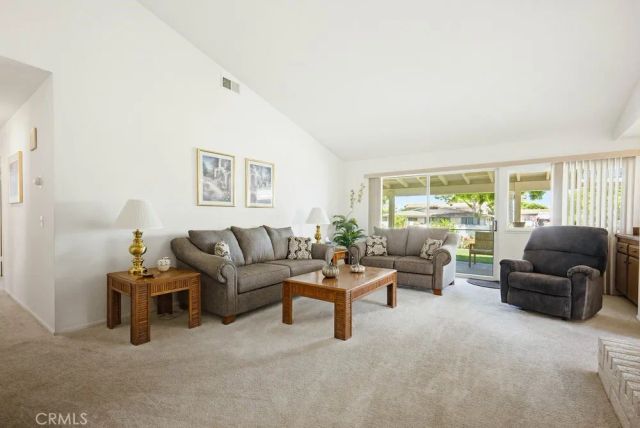 2040 N Albright Avenue, Upland, CA 91784