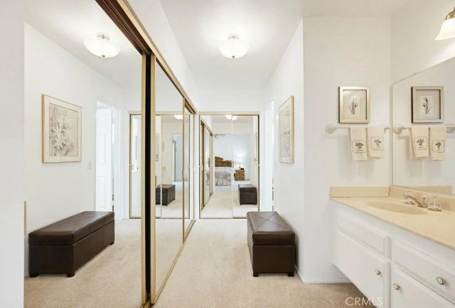 2040 N Albright Avenue, Upland, CA 91784