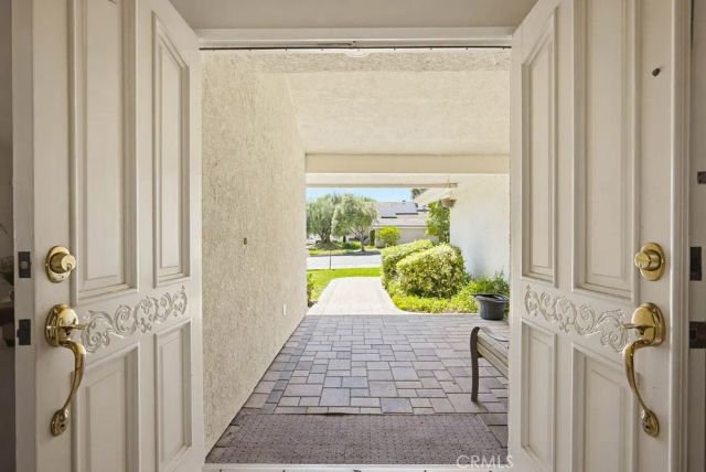 2040 N Albright Avenue, Upland, CA 91784