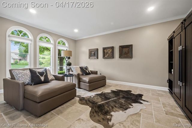 10993 Stoney Point Drive, South Lyon, MI 48178