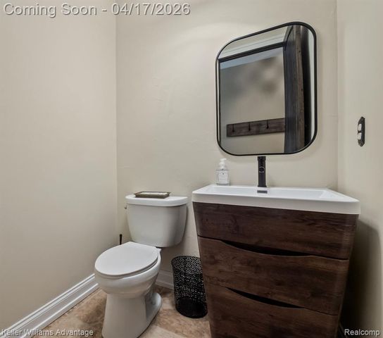 10993 Stoney Point Drive, South Lyon, MI 48178