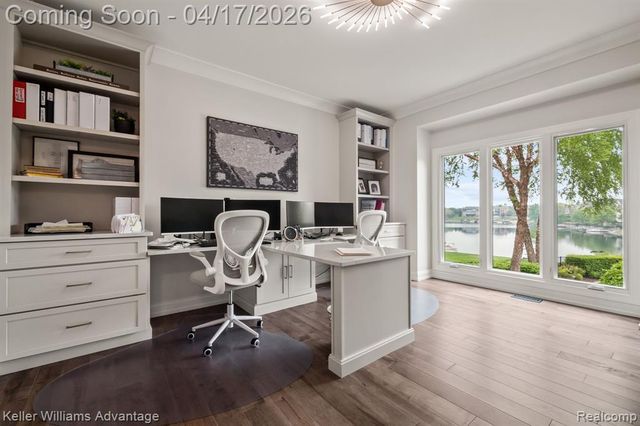 10993 Stoney Point Drive, South Lyon, MI 48178