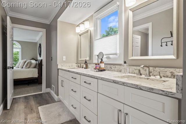 10993 Stoney Point Drive, South Lyon, MI 48178