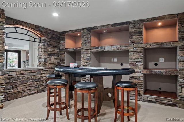 10993 Stoney Point Drive, South Lyon, MI 48178