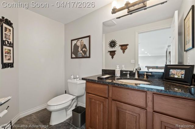 10993 Stoney Point Drive, South Lyon, MI 48178