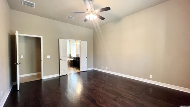 1907 Roaring Fork, San Antonio, TX 78260