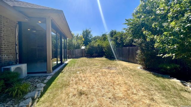 1907 Roaring Fork, San Antonio, TX 78260