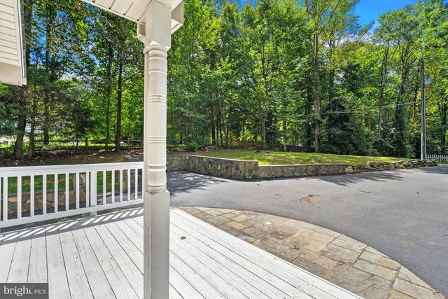 8394 COBB RD, Manassas, VA 20112