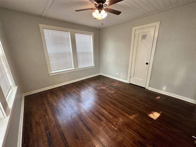 1008 Peak Street, Denton, TX 76201