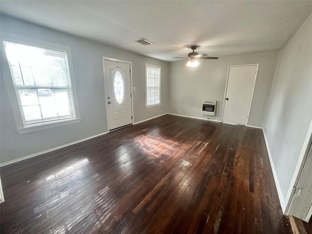 1008 Peak Street, Denton, TX 76201