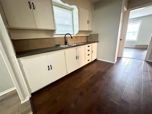 1008 Peak Street, Denton, TX 76201