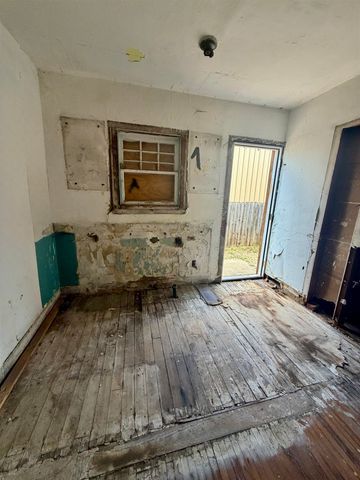 442 N Minnesota, Wichita, KS 67214