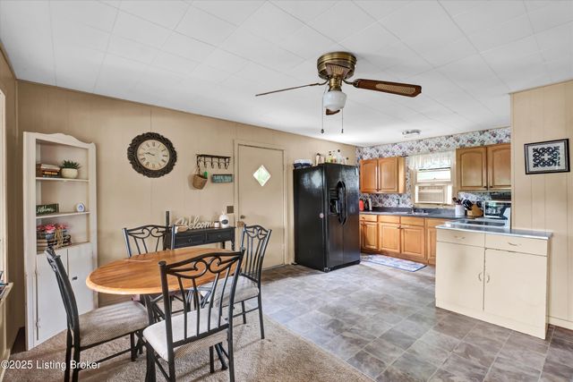 156 Skyline Dr, Clarkson, KY 42726