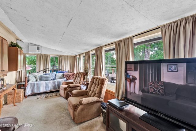 156 Skyline Dr, Clarkson, KY 42726