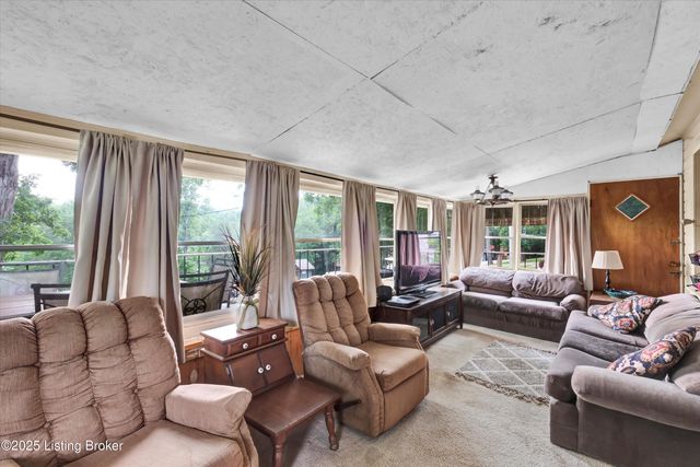 156 Skyline Dr, Clarkson, KY 42726