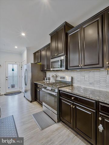 10911 CLERKENWELL ALY ALY, Waldorf, MD 20603