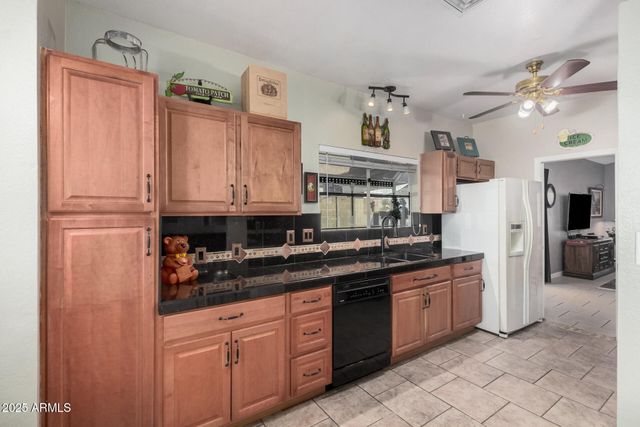 5322 E FOUNTAIN Street, Mesa, AZ 85205