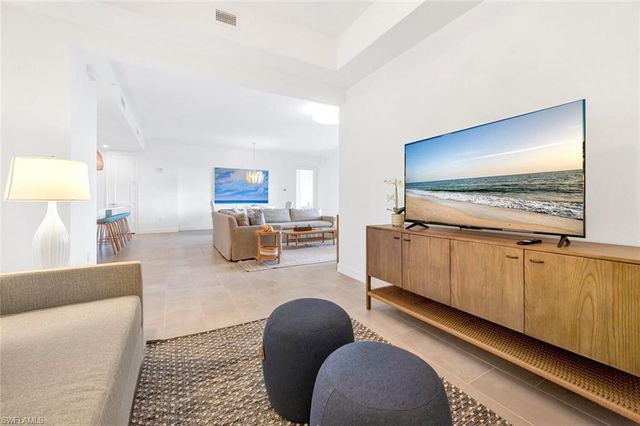 1125 Central AVE # 477, Naples, FL 34102