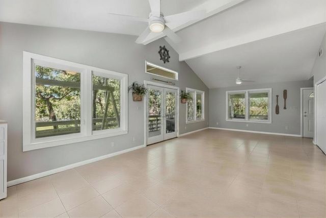101 Tony Lane, Huntsville, TX 77320