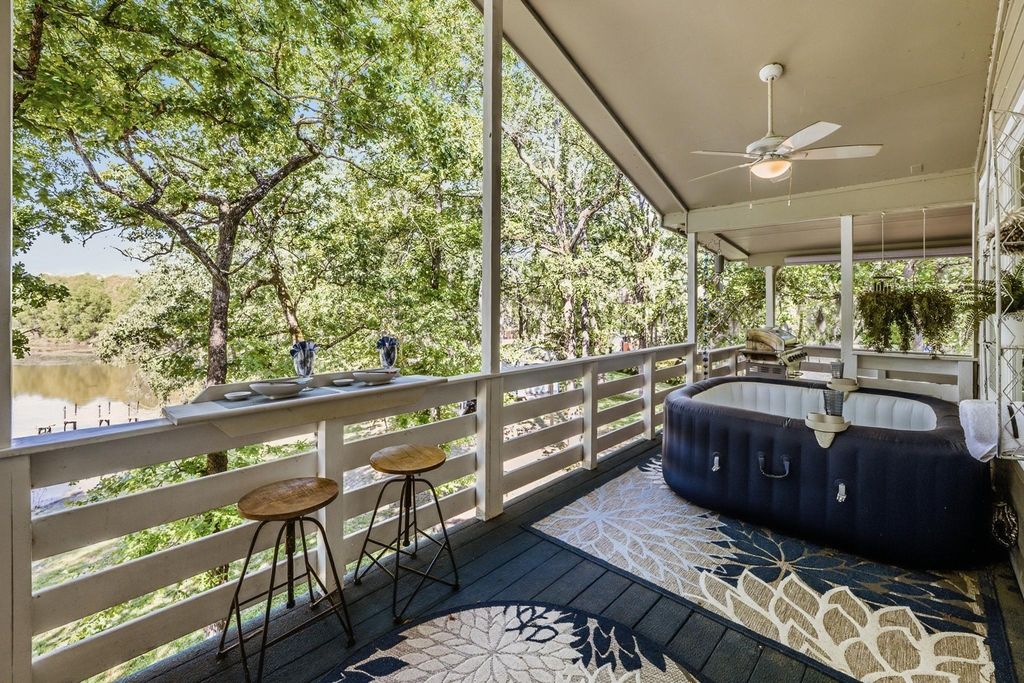 101 Tony Lane, Huntsville, TX 77320