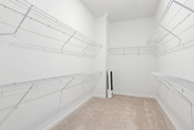 1014 Village Ct, Burns, TN 37029