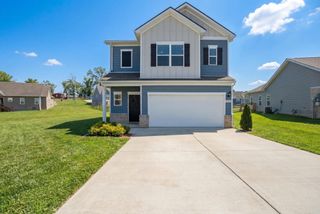 1014 Village Ct, Burns, TN 37029