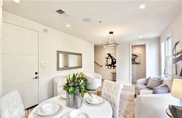 189 S Allen Avenue 1, Pasadena, CA 91106