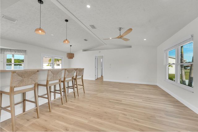 273 SW Nativity Ter Terrace, Port St Lucie, FL 34984