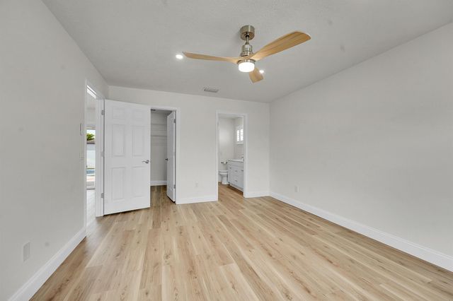 273 SW Nativity Ter Terrace, Port St Lucie, FL 34984