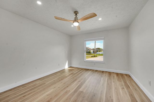 273 SW Nativity Ter Terrace, Port St Lucie, FL 34984