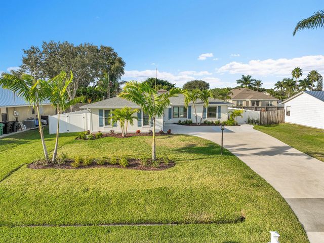273 SW Nativity Ter Terrace, Port St Lucie, FL 34984