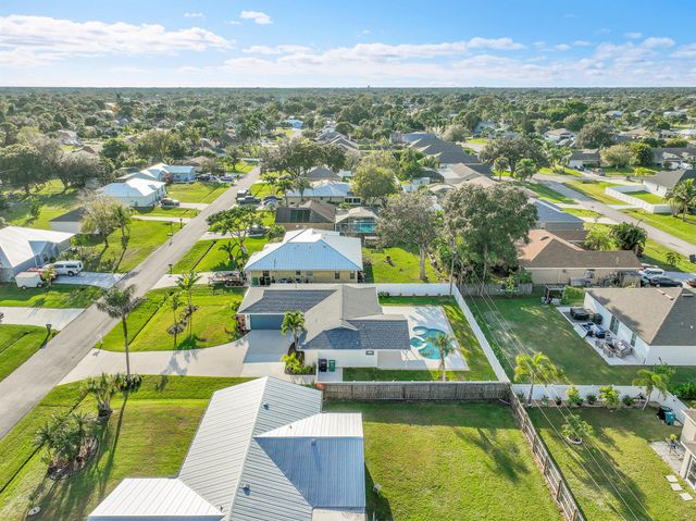 273 SW Nativity Ter Terrace, Port St Lucie, FL 34984