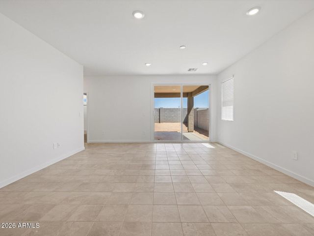 4199 W ERIK Lane, San Tan Valley, AZ 85144