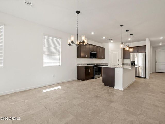 4199 W ERIK Lane, San Tan Valley, AZ 85144