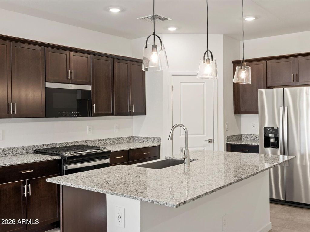 4199 W ERIK Lane, San Tan Valley, AZ 85144