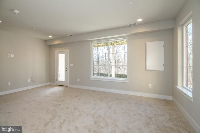 4932 TRAIL VISTA LN, Chantilly, VA 20151