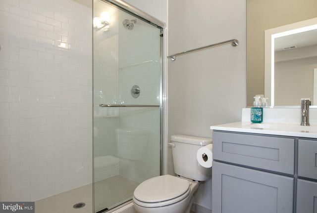4932 TRAIL VISTA LN, Chantilly, VA 20151