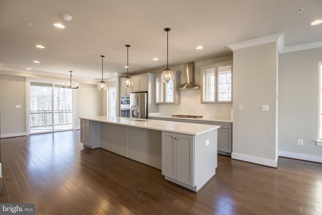 4932 TRAIL VISTA LN, Chantilly, VA 20151