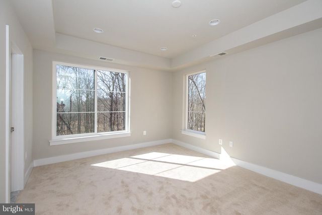 4932 TRAIL VISTA LN, Chantilly, VA 20151