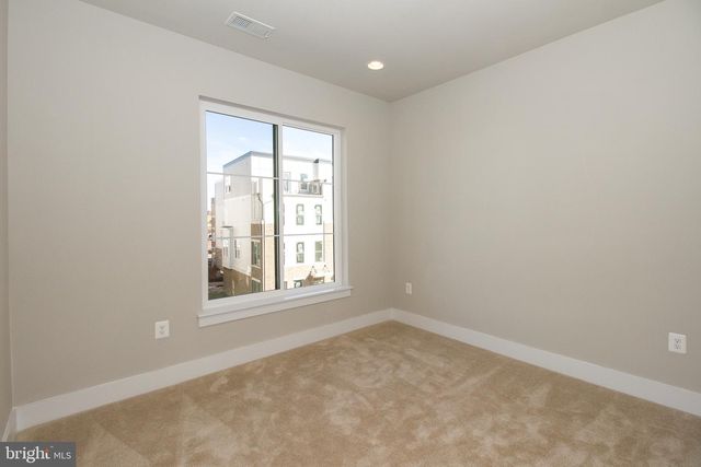 4932 TRAIL VISTA LN, Chantilly, VA 20151