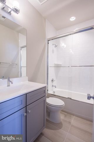 4932 TRAIL VISTA LN, Chantilly, VA 20151