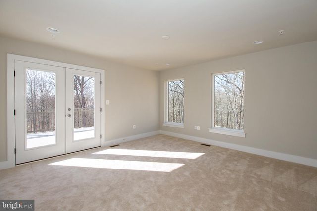 4932 TRAIL VISTA LN, Chantilly, VA 20151