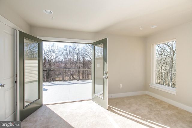4932 TRAIL VISTA LN, Chantilly, VA 20151