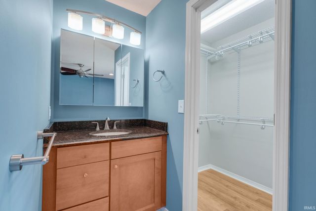 5622 Greensboro Drive, Newburgh, IN 47630