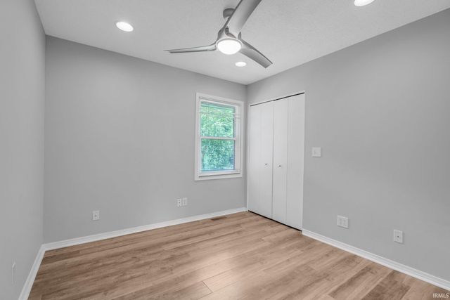 5622 Greensboro Drive, Newburgh, IN 47630