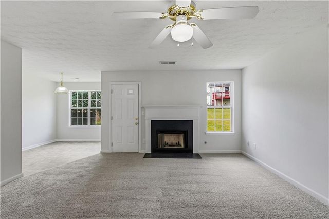 2571 S Hills, Riverdale, GA 30296