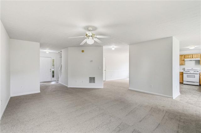 2571 S Hills, Riverdale, GA 30296