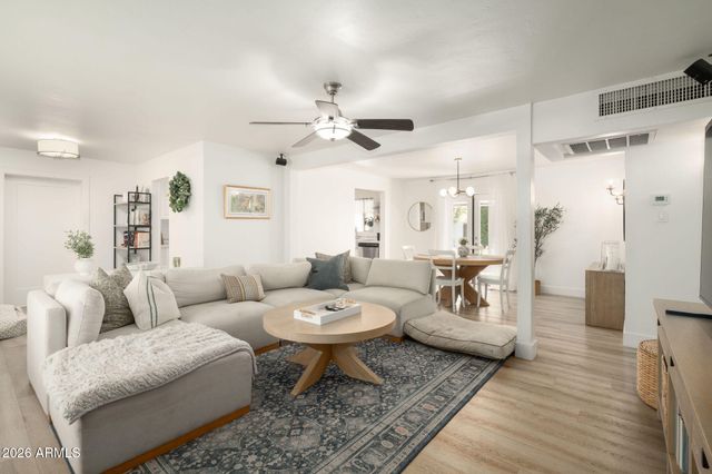 4813 E FAIRMOUNT Avenue, Phoenix, AZ 85018