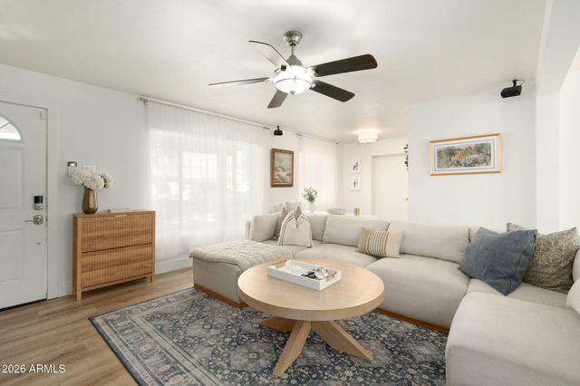 4813 E FAIRMOUNT Avenue, Phoenix, AZ 85018